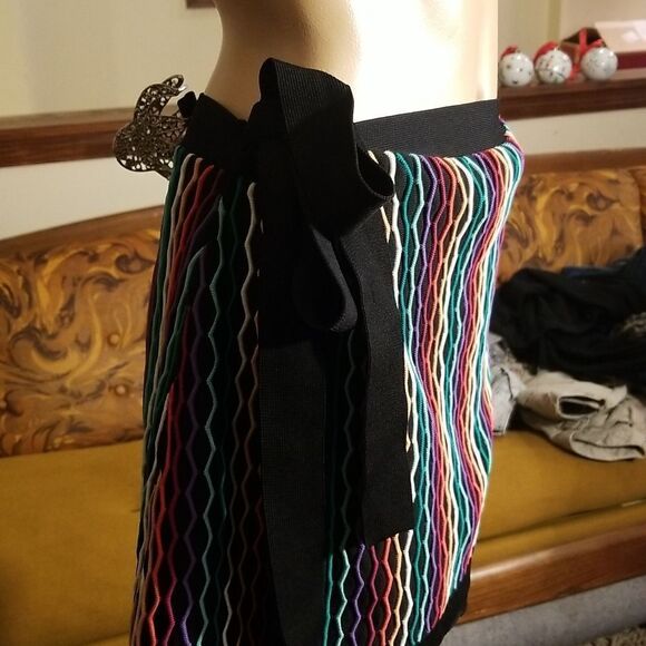 New Designer Wrap Skirt - Picture 2 of 9